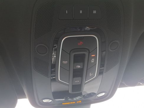 Used 2018 Audi Q7 3.0T Prestige image 23