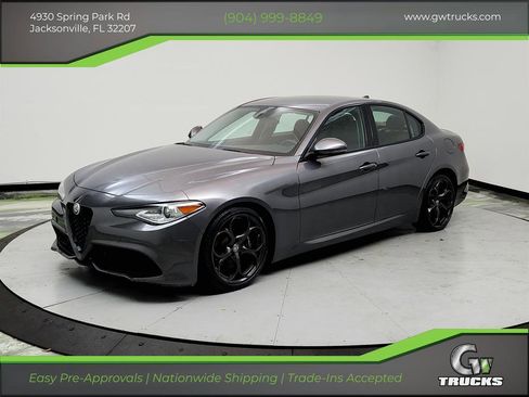 Used 2017 Alfa Romeo Giulia Ti w/ TI 19" Sport Package RWD image 1