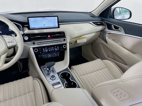 Certified 2026 Genesis G70 2.5T Prestige RWD image 25
