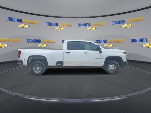 New 2026 Chevrolet Silverado 3500 W/T AWD/4WD image 9