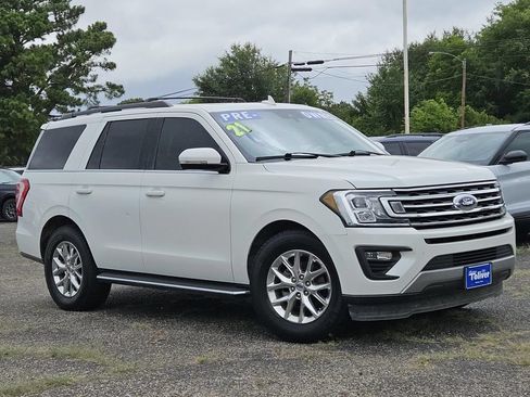 Used 2021 Ford Expedition XLT RWD image 2