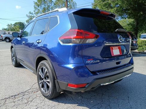 Used 2020 Nissan Rogue SV w/ Premium Package FWD image 8