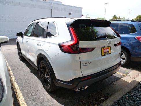 Used 2023 Honda CR-V Sport Touring image 6
