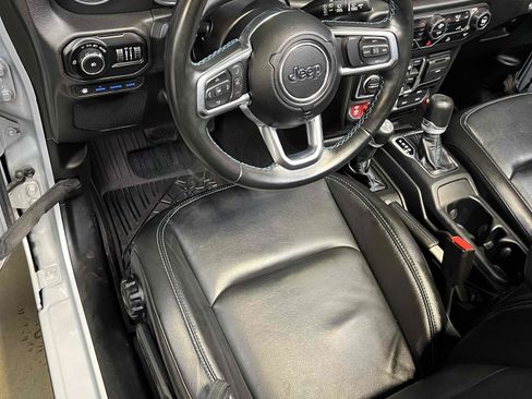 Used 2022 Jeep Wrangler Unlimited Rubicon 4xe AWD/4WD image 31