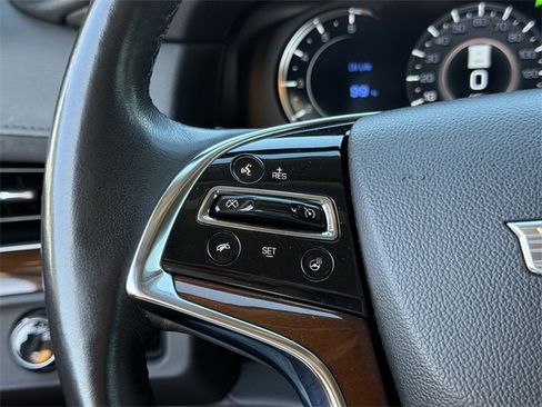 Used 2020 Cadillac Escalade 2WD image 11