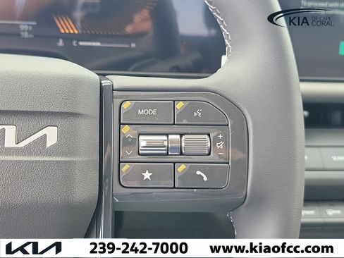 New 2027 Kia Seltos S FWD image 23
