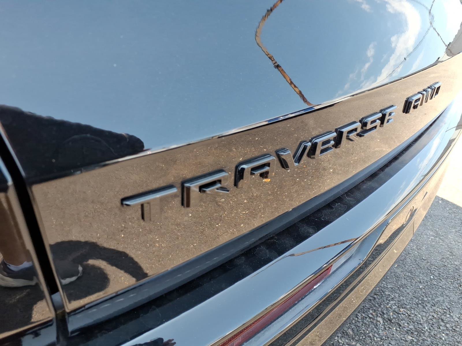 Used 2024 Chevrolet Traverse RS AWD/4WD image 11