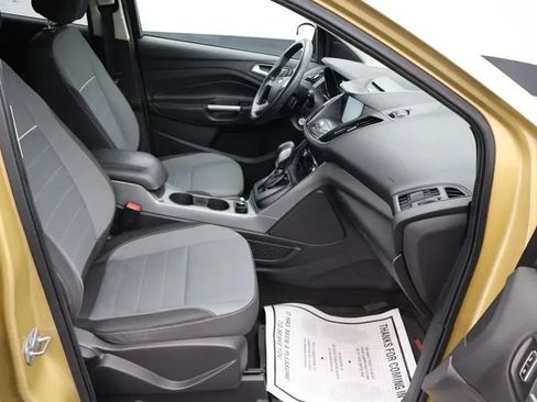 Used 2014 Ford Escape SE w/ Equipment Group 201A AWD/4WD image 16