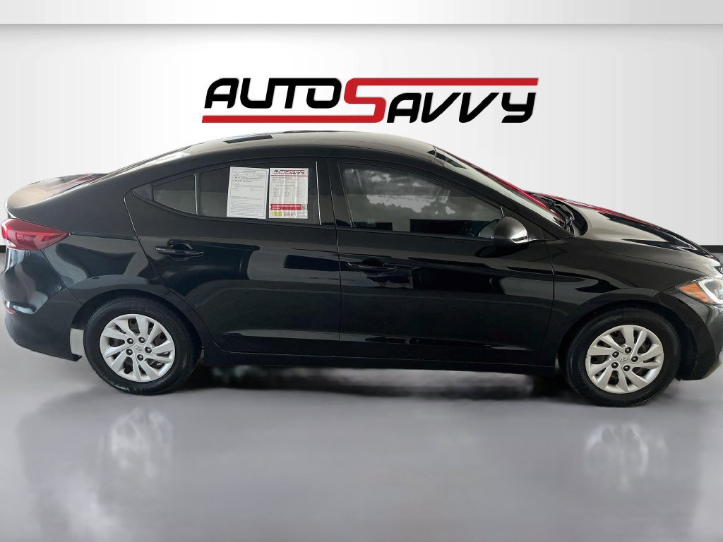 Used 2018 Hyundai Elantra SE w/ Cargo Package FWD image 8