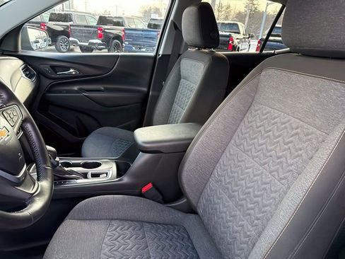 Used 2022 Chevrolet Equinox LT image 17