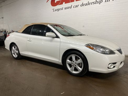 Used 2008 Toyota Solara SE image 2