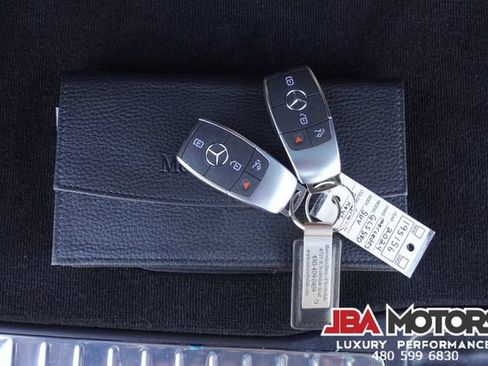 Used 2024 Mercedes-Benz GLS 580 4MATIC image 92