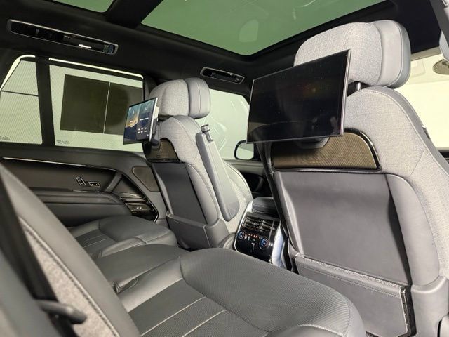 Certified 2023 Land Rover Range Rover SV AWD/4WD image 31