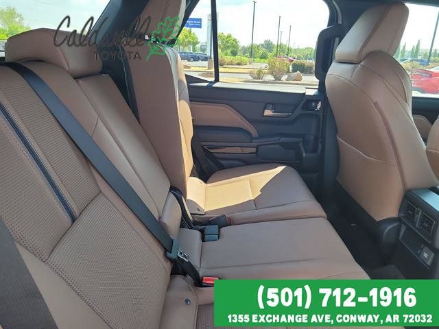 Certified 2025 Toyota 4Runner Limited AWD/4WD image 29