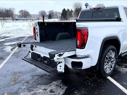 Used 2024 GMC Sierra 1500 Denali Ultimate image 39
