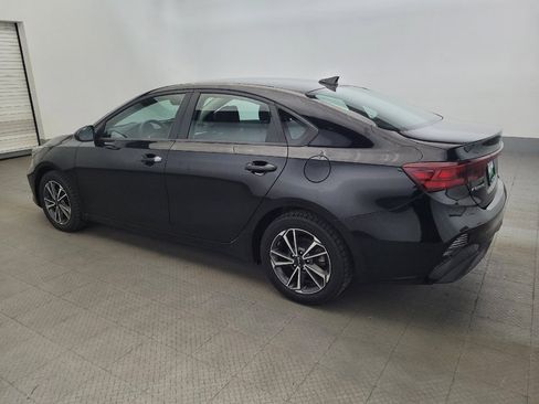 Used 2022 Kia Forte LXS FWD image 3