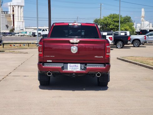 Used 2022 RAM 1500 Limited w/ Body-Colour Bumper Group AWD/4WD image 8