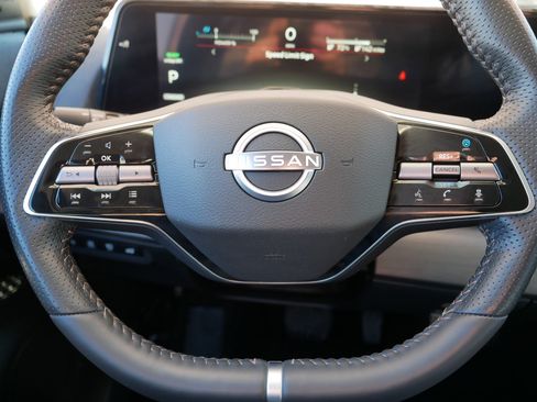 Certified 2023 Nissan Ariya PLATINUM+ image 25