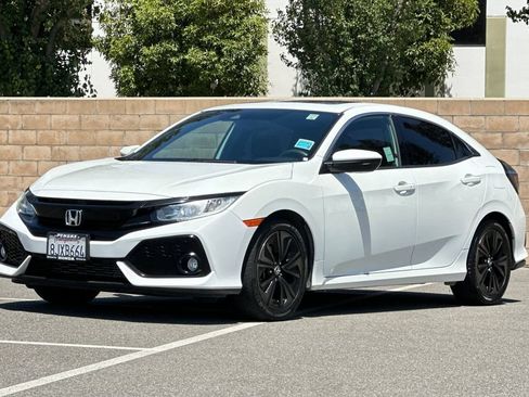 Used 2019 Honda Civic EX image 8