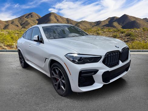 Used 2022 BMW X6 xDrive40i w/ M Sport Package AWD/4WD image 3