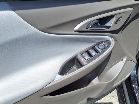 Used 2023 Chevrolet Malibu LT image 8