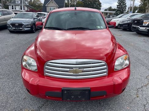 Used 2011 Chevrolet HHR LT image 9