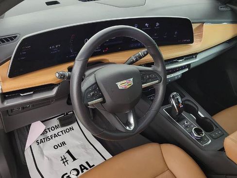 Used 2024 Cadillac XT4 Sport FWD image 21