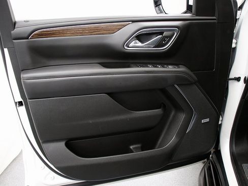 Certified 2021 Chevrolet Suburban High Country image 25