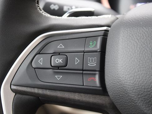 New 2025 Jeep Grand Cherokee Limited image 12