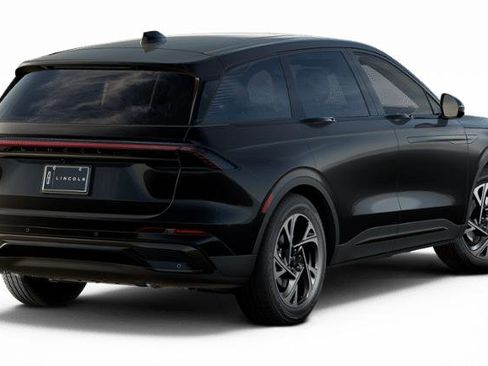 New 2025 Lincoln Nautilus Premier w/ Equipment Group 102A image 25