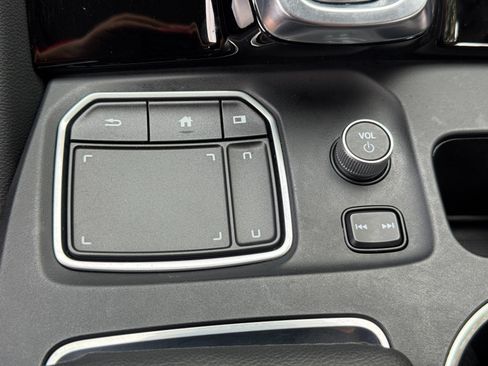 Used 2022 Acura MDX FWD image 31