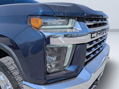 Used 2021 Chevrolet Silverado 2500 LTZ image 9