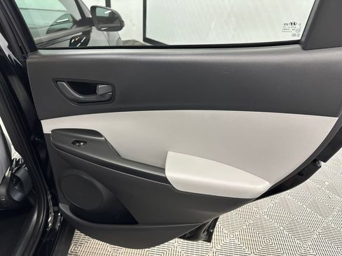 Used 2023 Hyundai Kona SEL FWD image 17
