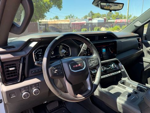 Used 2024 GMC Sierra 3500 AT4 w/ AT4 Premium Plus Package AWD/4WD image 18