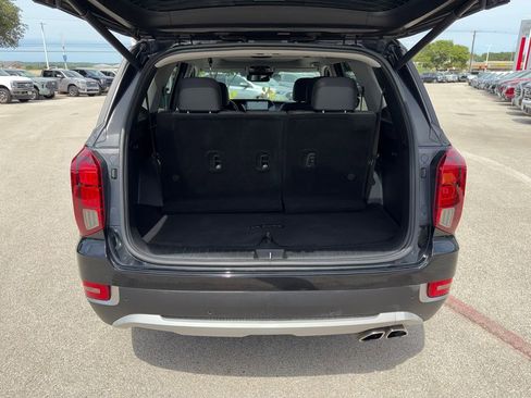 Used 2022 Hyundai Palisade SEL w/ Premium Package FWD image 32