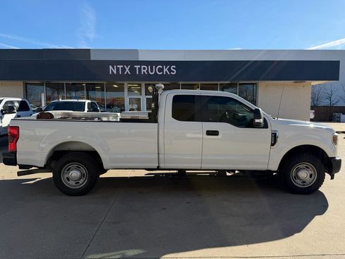 Used 2019 Ford F250 XL w/ Power Equipment Group image 6