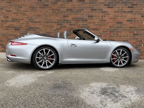 Used 2013 Porsche 911 Carrera S image 7