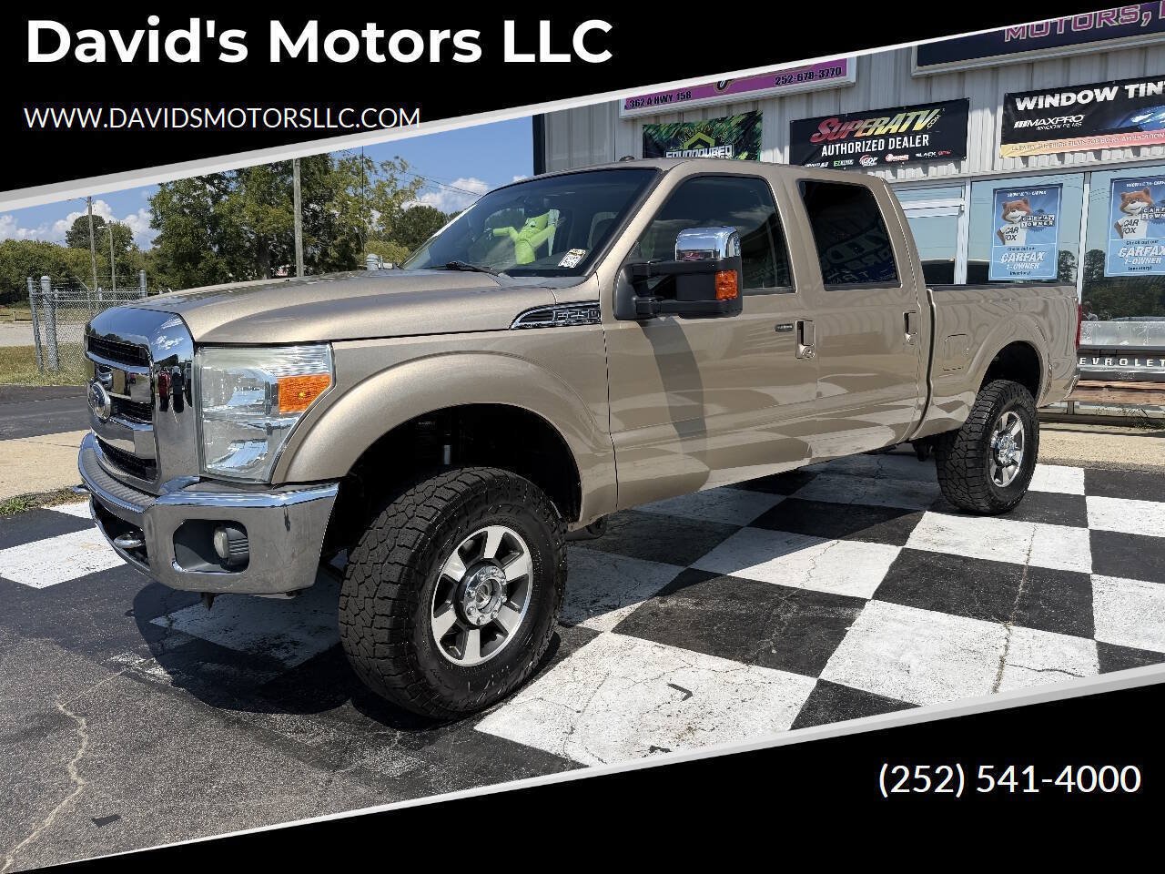 Used 2011 Ford F250 Lariat w/ Lariat Interior Pkg AWD/4WD image 1