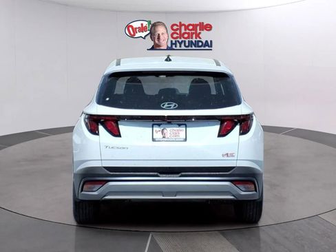 New 2026 Hyundai Tucson SE FWD image 4
