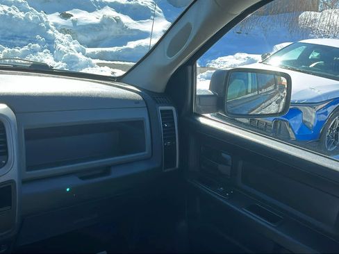 Used 2014 RAM 1500 Express image 26