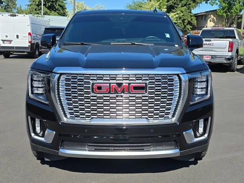 Used 2024 GMC Yukon Denali w/ Advanced Technology Package AWD/4WD image 46