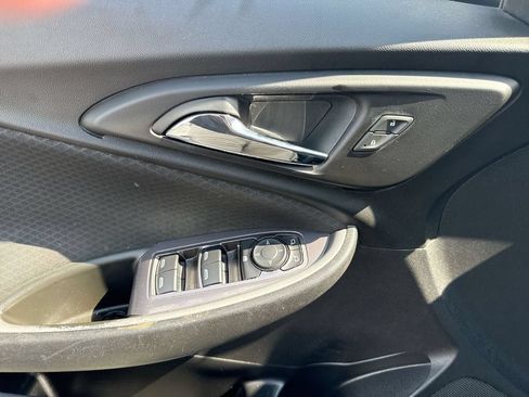 Used 2019 Chevrolet Malibu LS FWD image 24