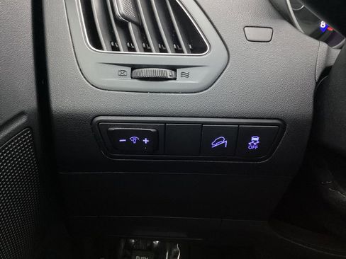 Used 2015 Hyundai Tucson GLS image 38