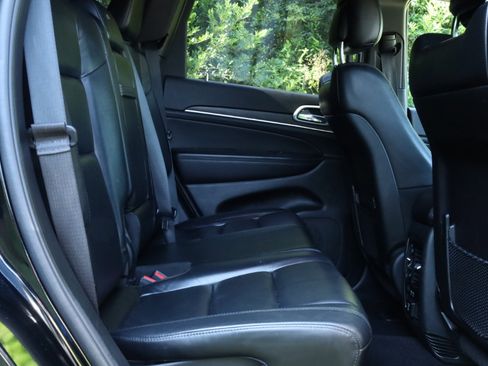 Used 2021 Jeep Grand Cherokee Limited image 36