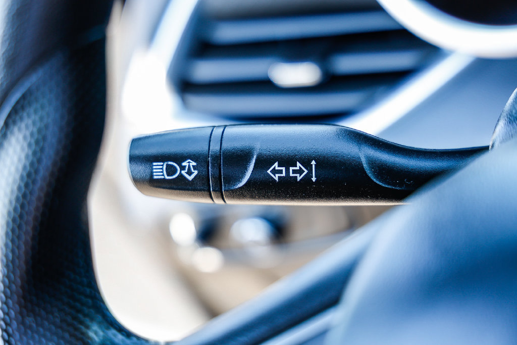 Used 2020 Chevrolet Malibu LT FWD image 44