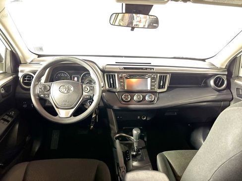 Used 2017 Toyota RAV4 LE image 12