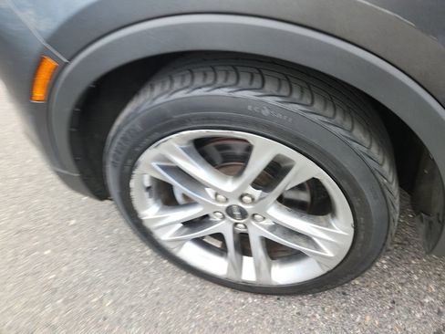 Used 2017 Lincoln MKC Reserve w/ Lincoln MKC Climate Package image 19