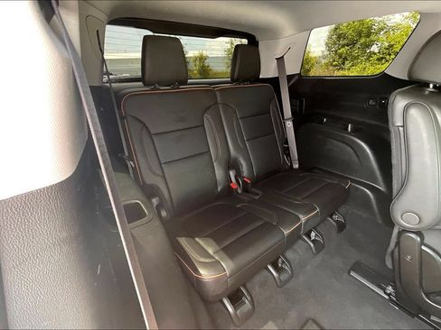 Used 2023 GMC Acadia AT4 w/ Technology Package AWD/4WD image 27