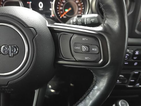 Used 2019 Jeep Wrangler Unlimited Sport S AWD/4WD image 21