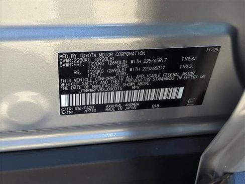 New 2025 Toyota RAV4 XLE image 28